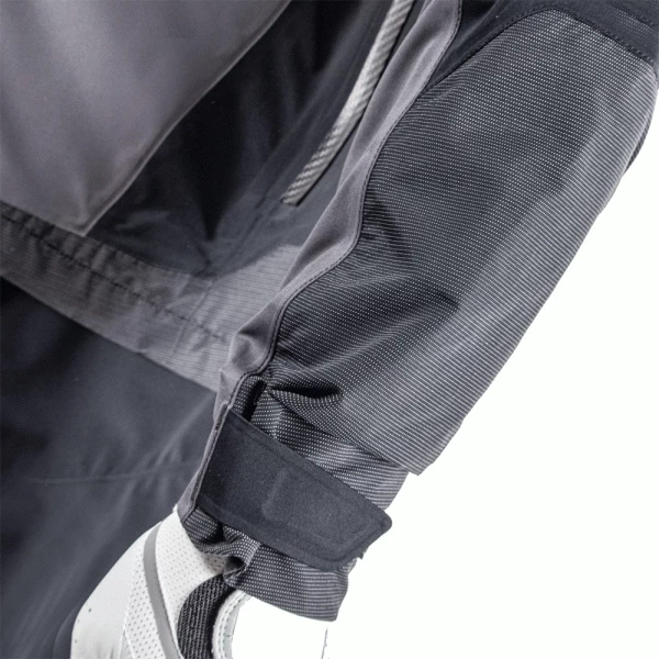 GALVIN GREEN ALISTER GORE-TEX WATERPROOF GOLF JACKET – FORGED IRON / BLACK 9 GALVIN GREEN ALISTER GORE-TEX WATERPROOF GOLF JACKET – FORGED IRON / BLACK - Image 7