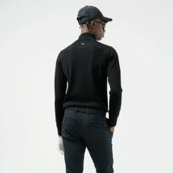 J.LINDEBERG GOLF KIAN MERINO ZIP NECK SWEATER – BLACK 8 J.LINDEBERG GOLF KIAN MERINO ZIP NECK SWEATER – BLACK -CLUBS Sales Shop JL Kian black 5 600x600 1